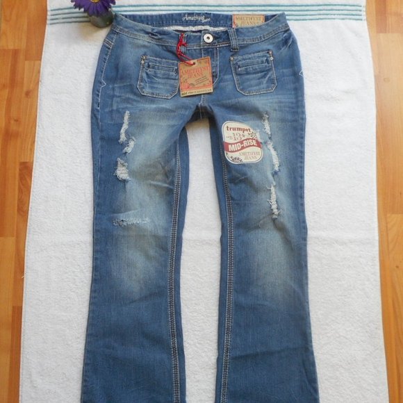 NEW Amethyst Jeans Distressed Boot Cut Denim Size 13 - Picture 7 of 13